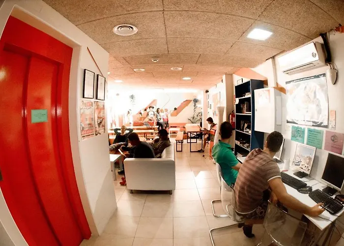 Be Sound Hostel *